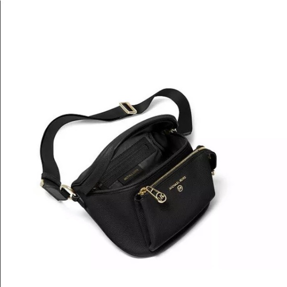 Michael Kors Slater Sling Black Pack Messenger - Picture 3 of 11